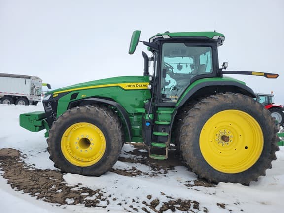 Image of John Deere 8R 310 equipment image 1