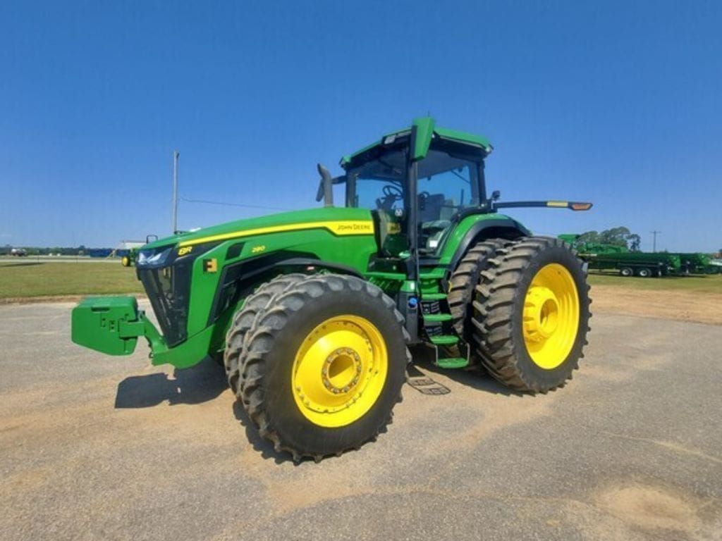2020 John Deere 8R 310 Equipment Image0