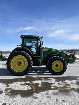 Image of John Deere 8R 310 equipment image 4