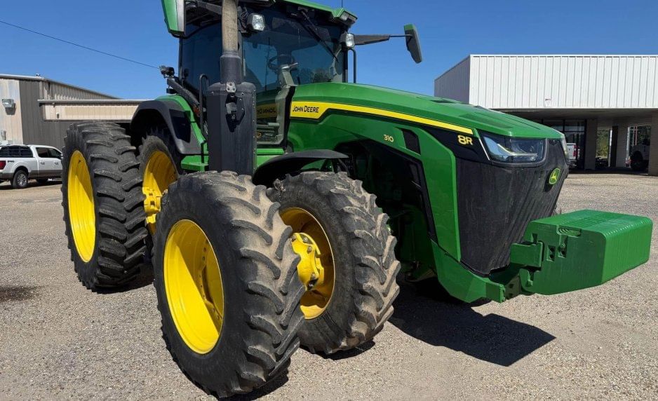 2020 John Deere 8R 310 Equipment Image0
