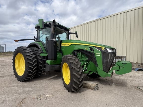 2020 John Deere 8R 310 Equipment Image0