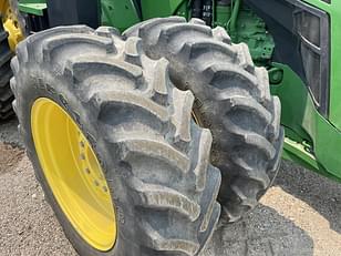 Main image John Deere 8R 310 11