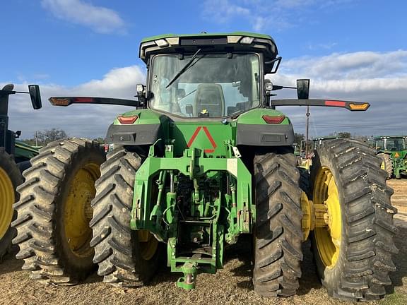 Image of John Deere 8R 310 equipment image 3