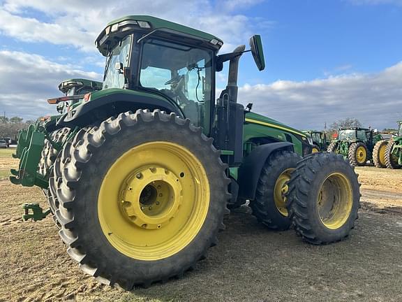 Image of John Deere 8R 310 equipment image 2