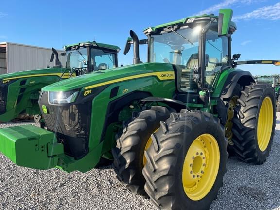 Image of John Deere 8R 310 equipment image 1