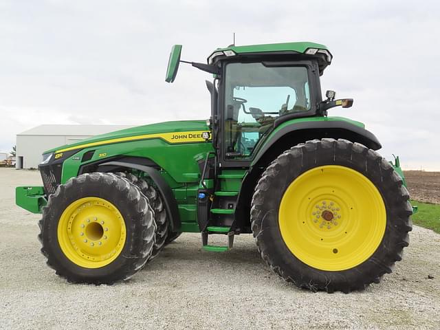 Image of John Deere 8R 310 equipment image 1