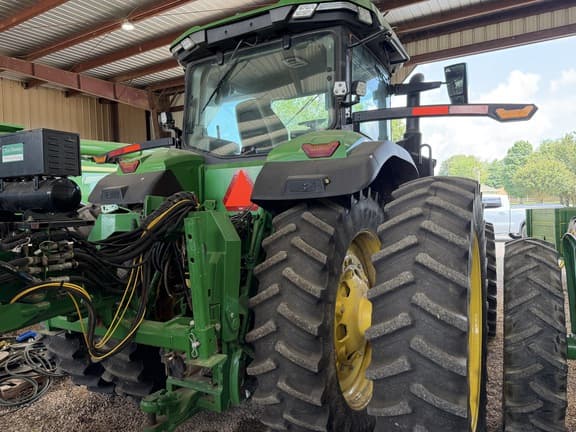 Image of John Deere 8R 310 equipment image 3