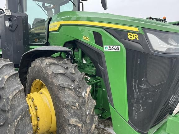 Image of John Deere 8R 340 equipment image 2