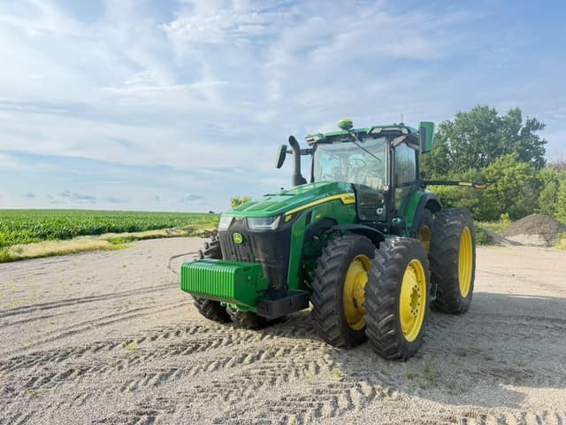 Image of John Deere 8R 340 equipment image 1