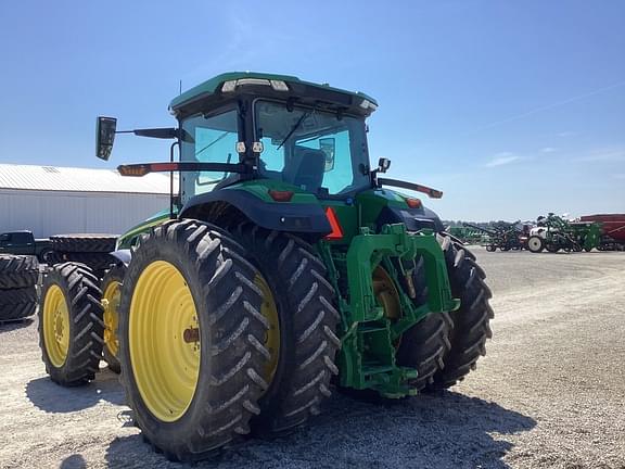 Image of John Deere 8R 340 equipment image 4