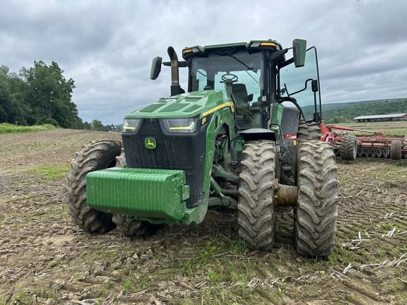 2020 John Deere 8R 340 Equipment Image0