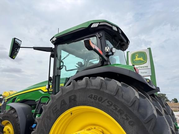 Image of John Deere 8R 370 equipment image 3
