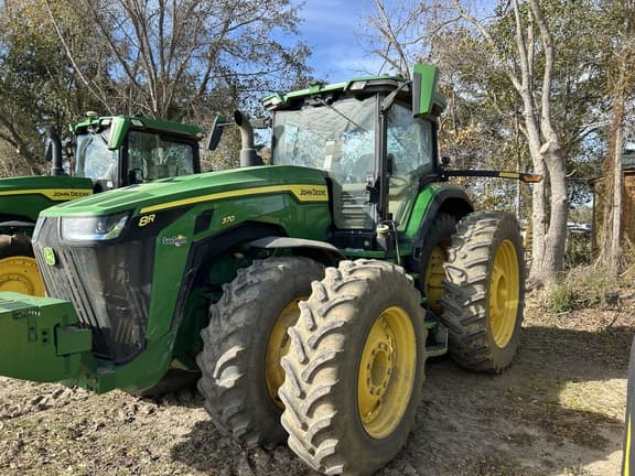 Image of John Deere 8R 370 Primary image