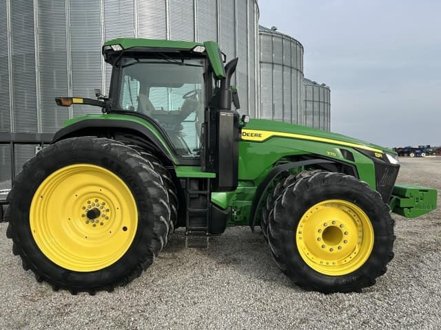 Image of John Deere 8R 370 equipment image 3