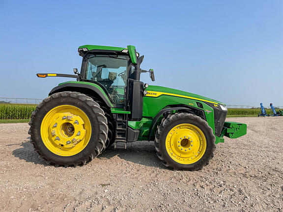 Image of John Deere 8R 370 equipment image 3