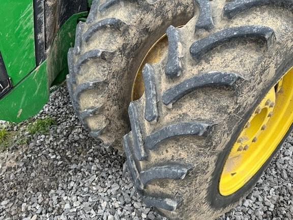 Image of John Deere 8R 370 equipment image 1