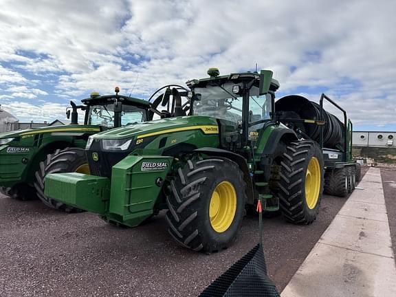 Image of John Deere 8R 370 equipment image 2