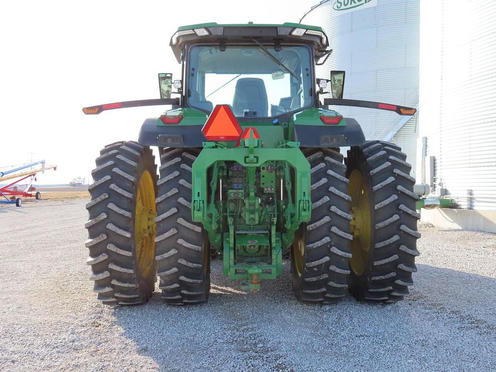 Image of John Deere 8R 370 Primary image