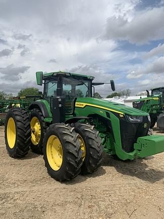 Image of John Deere 8R 370 equipment image 2