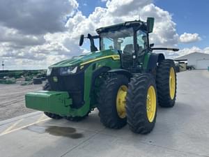 2020 John Deere 8R 370 Image