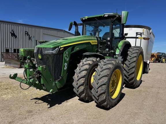 2020 John Deere 8R 370 Equipment Image0