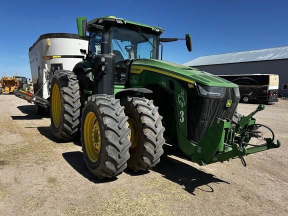 2020 John Deere 8R 370 Equipment Image0