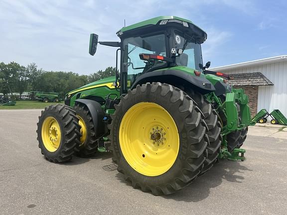 Image of John Deere 8R 370 equipment image 3