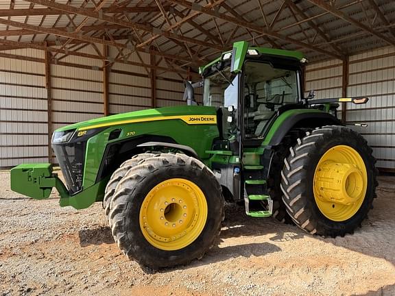 Image of John Deere 8R 370 equipment image 3