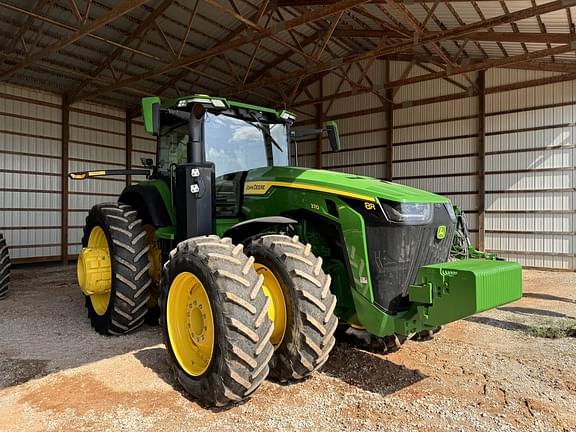 Image of John Deere 8R 370 equipment image 4