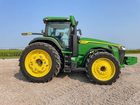 Image of John Deere 8R 370 equipment image 3