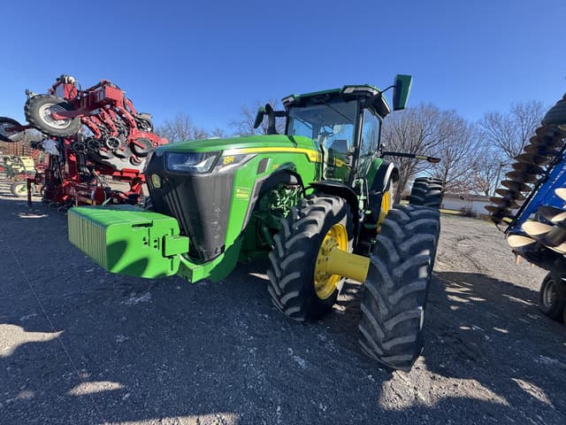 Image of John Deere 8R 370 equipment image 2
