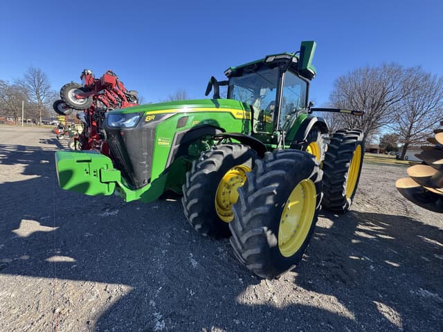 Image of John Deere 8R 370 equipment image 1