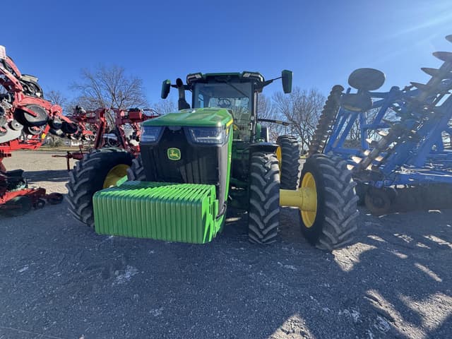 Image of John Deere 8R 370 equipment image 4