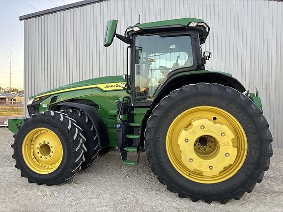 Image of John Deere 8R 370 equipment image 4