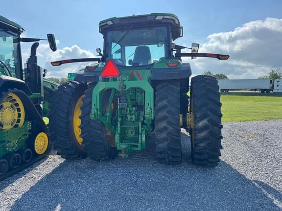 Image of John Deere 8R 370 equipment image 2