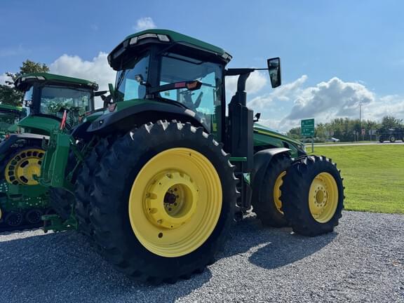 Image of John Deere 8R 370 equipment image 1