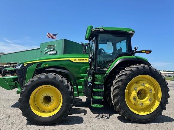 Image of John Deere 8R 370 equipment image 1