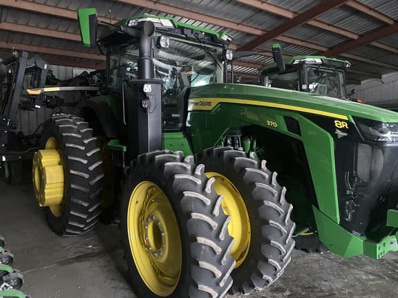 Image of John Deere 8R 370 Primary image
