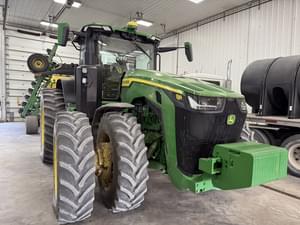 2020 John Deere 8R 370 Image