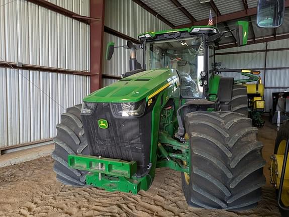 Image of John Deere 8R 370 equipment image 2