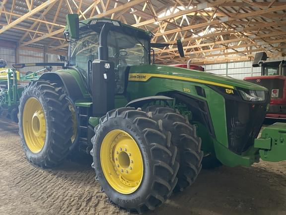 Image of John Deere 8R 370 Primary image