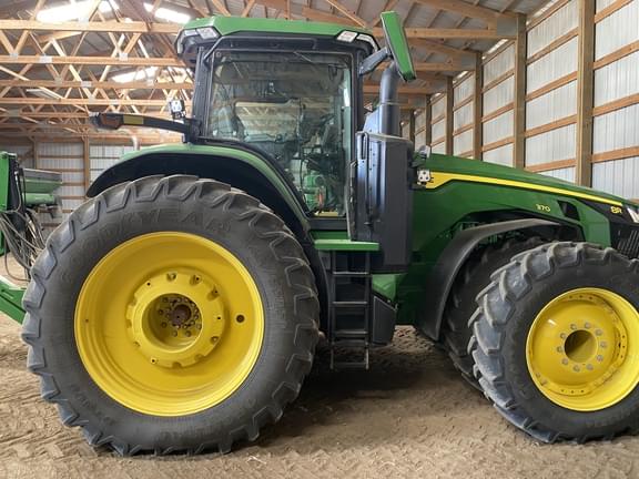 Image of John Deere 8R 370 equipment image 1