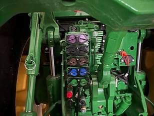 Main image John Deere 8R 370 10