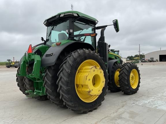 Image of John Deere 8R 410 equipment image 4