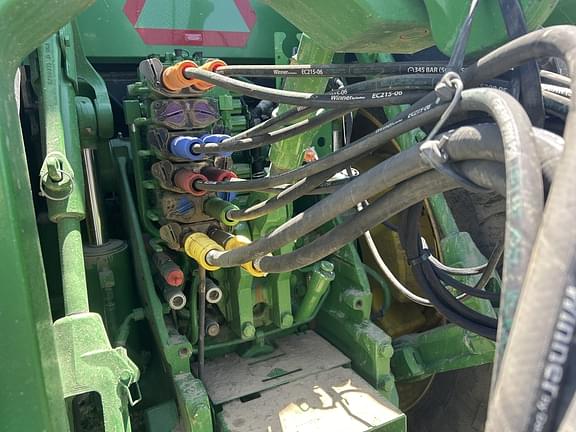 Image of John Deere 8R 410 equipment image 3