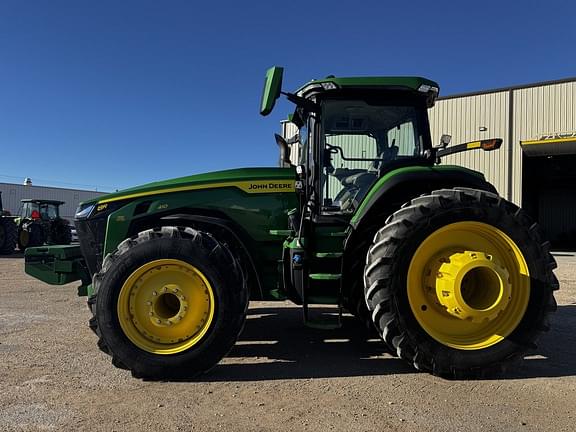 Image of John Deere 8R 410 equipment image 1