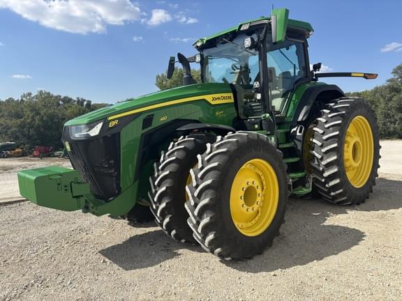 Image of John Deere 8R 410 Primary image