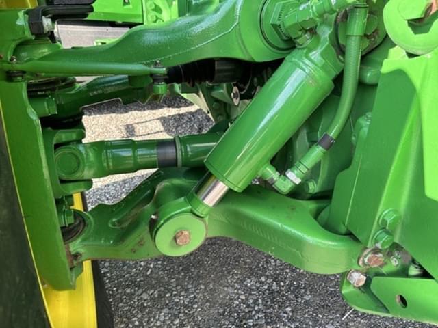 Image of John Deere 8R 410 equipment image 3