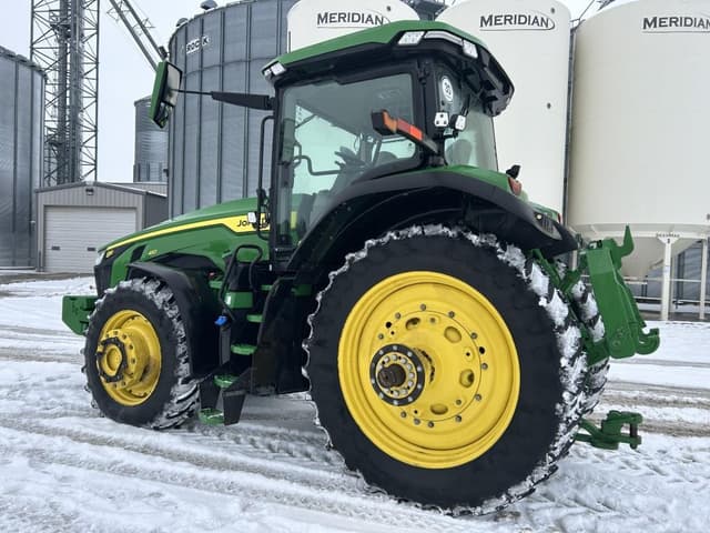 Image of John Deere 8R 410 equipment image 4