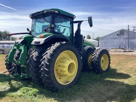 Image of John Deere 8R 410 equipment image 2